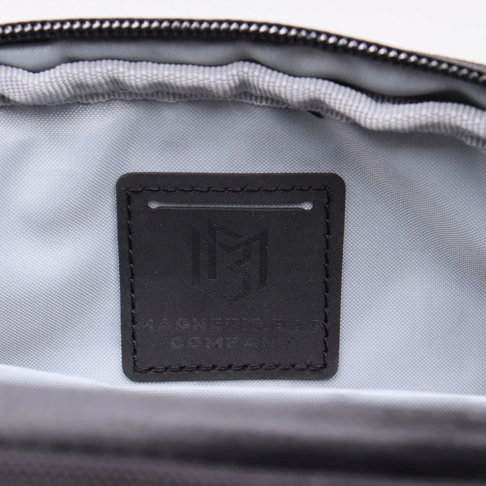 Magnetic Bag Company Black Magnetic Fanny Bag Gym Phone EDC Zipper